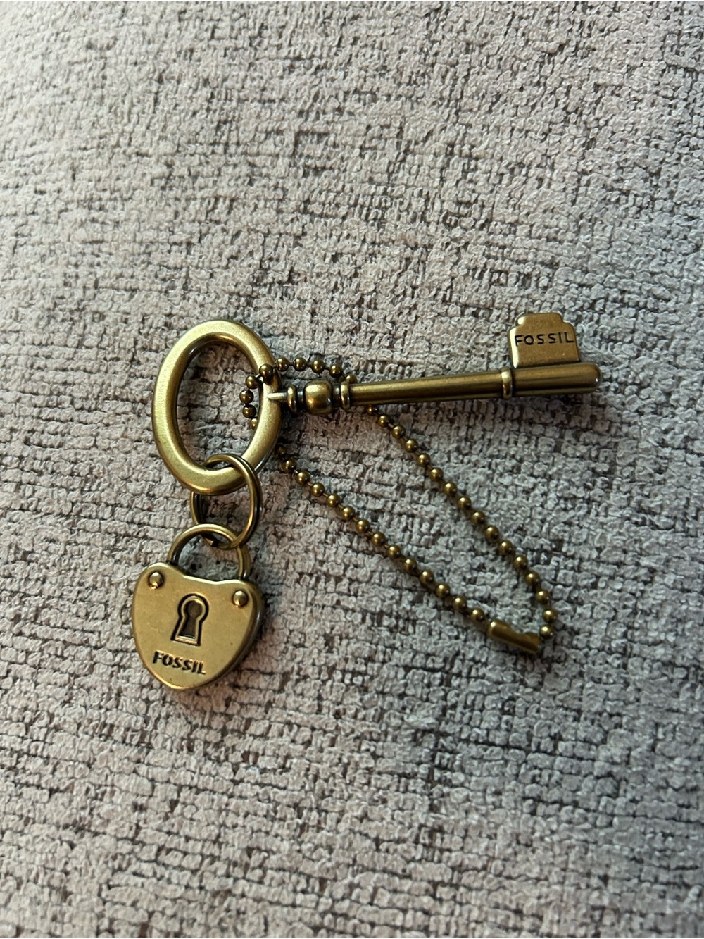 Fossil Replacement Large Key w/Lock Keychain Fob Charm Taupe Brass Tone Heart